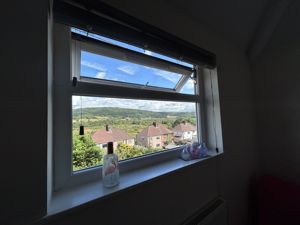 Photo 25- click for photo gallery